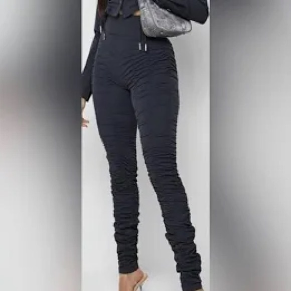 ‼️WOW‼️Maniere de Voir ruched detail shirt- navy blue- AND matchING pants ‼️ - Picture 4 of 13